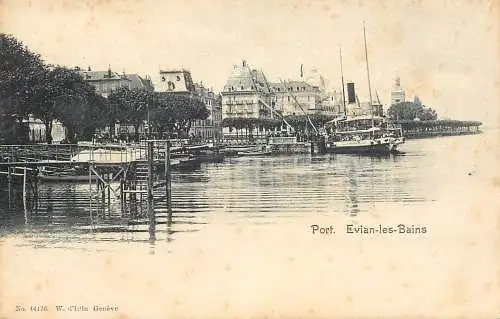 CPA France Évian-les-Bains port