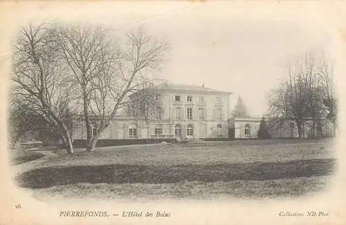 CPA France Pierrefonds l' hotel des bains