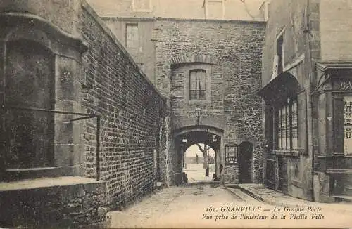 CPA France Granville la grande porte