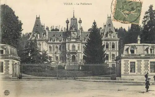 CPA France Tulle la prefecture