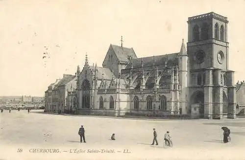 CPA France Cherbourg l' eglise Sainte Trinite