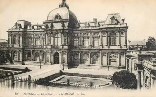 CPA France Amiens museum