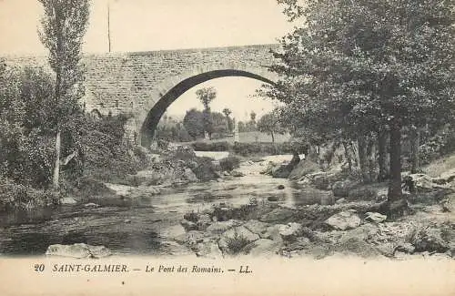 CPA France Saint-Galmier le pont des romains