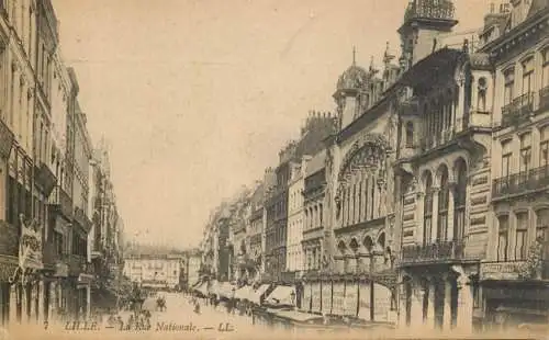 CPA France Lille la rue nationale