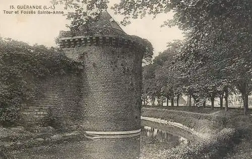CPA France Guérande tour et fosses Sainte Anne