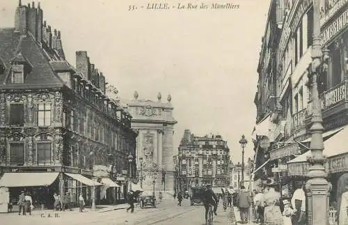 CPA France Lille la Rue des Manelliers