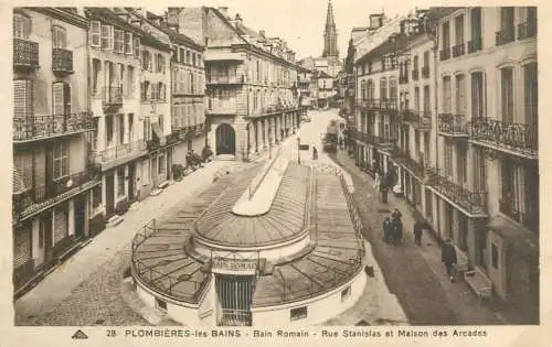 CPA France Plombieres les Bains bain romain