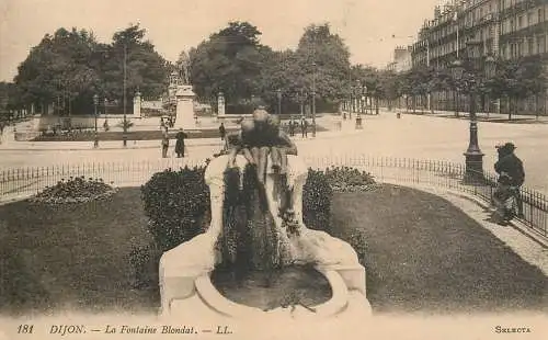 CPA France Dijon la fontaine Blondat
