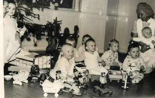 Children portraits souvenir photo ca. 9 x 14 cm kindergarten toys