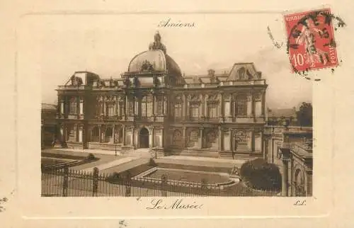 CPA France Amiens le musee