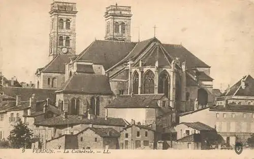 CPA France Verdun cathedrale