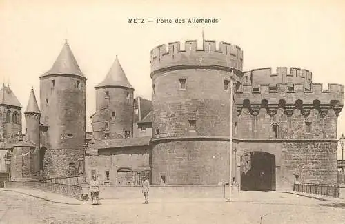 CPA France Metz porte des Allemands