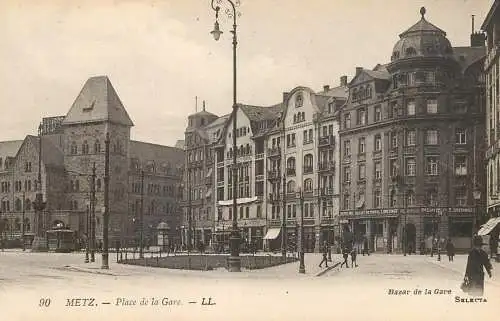 CPA France Metz place de la Gare