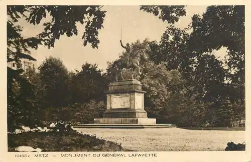 CPA France Metz monument du General Lafayette