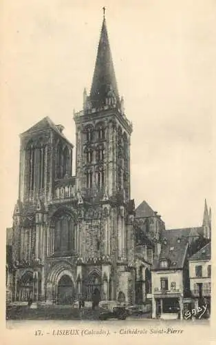 CPA France Lisieux cathedrale Saint Pierre