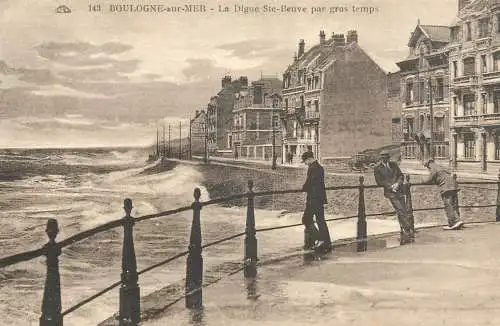 CPA France Boulogne-sur-Mer la digue