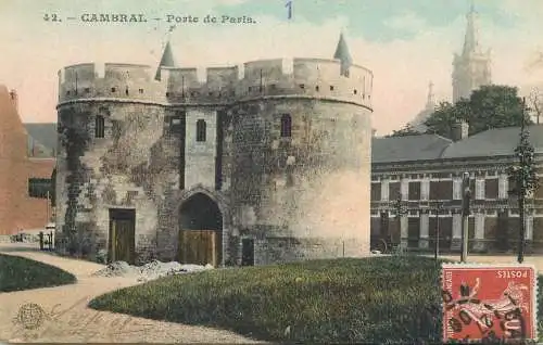 CPA France Cambrai porte de Paris
