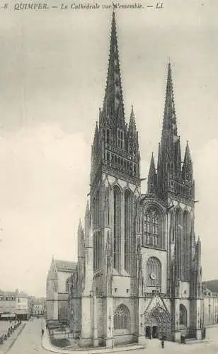 CPA France Quimper cathedrale