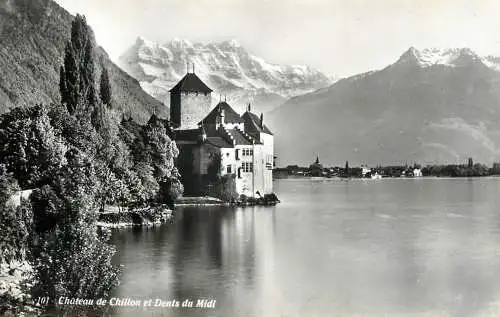 Switzerland postcard chateau de Chillon