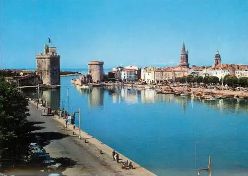 Navigation sailing vessels & boats themed postcard la Rochelle harbour fort