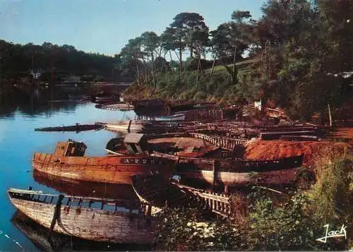 Navigation sailing vessels & boats themed postcard Finistere Audierne