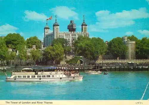 Navigation sailing vessels & boats themed postcard London Tower river Thames pleasure cruise