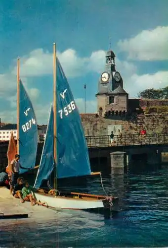 Navigation sailing vessels & boats themed postcard Finistere COncarneau pleasure cruise