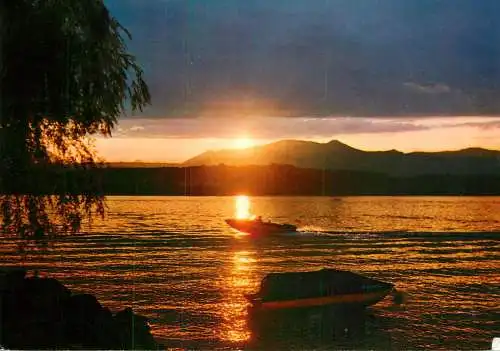Navigation sailing vessels & boats themed postcard Garda Lake sunset