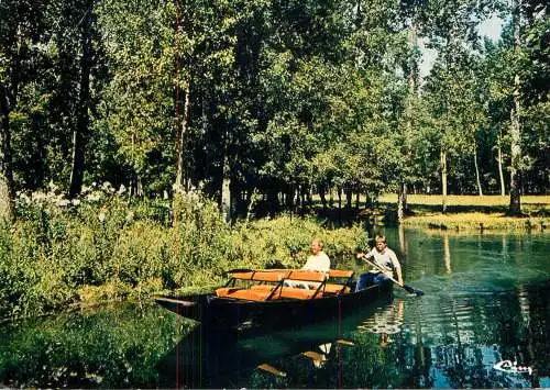 Navigation sailing vessels & boats themed postcard la Venise Verte Marais Poitevin