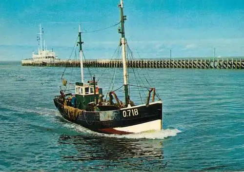 Navigation sailing vessels & boats themed postcard pier fishing trauler