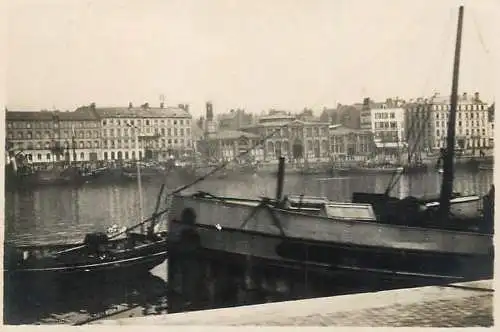 Europe harbor place to identify photo