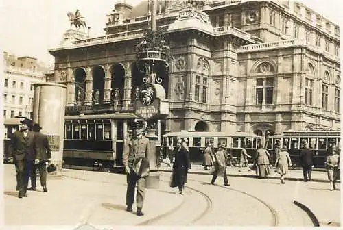 Vienna Wiener Staatsoper photo