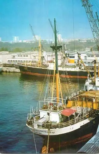 Navigation sailing vessels & boats themed postcard Romania Constanta harbour