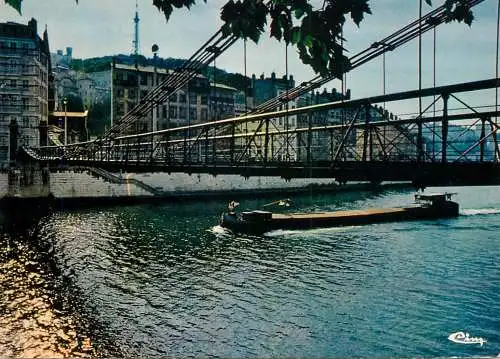 Navigation sailing vessels & boats themed postcard Lyon Rhone foot bridge of St. Vincent