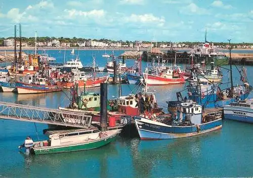 Navigation sailing vessels & boats themed postcard harbour fishing boats Royan