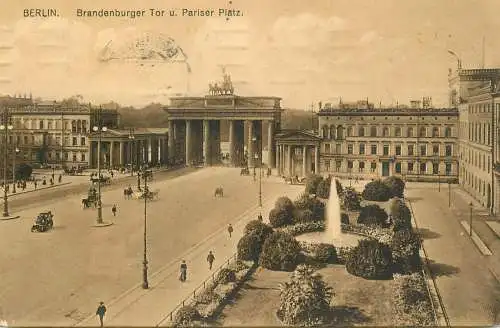 Germany Berlin Brandenburger Tor u. Pariser Platz