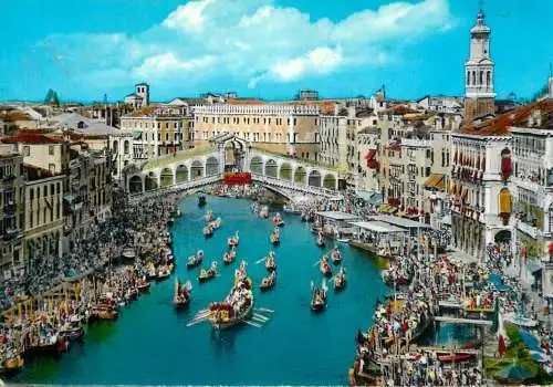 Navigation sailing vessels & boats themed postcard Venice historique regatta and Rialto bridge