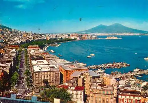 Navigation sailing vessels & boats themed postcard Naples city hall
