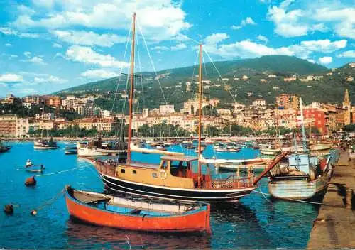Navigation sailing vessels & boats themed postcard La Spezia Lerici fishing vessel