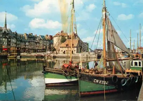 Navigation sailing vessels & boats themed postcard Normandy Honfleur Calvados fishing vessel