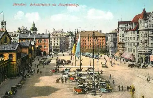 Germany Munchen Bahnhofsplatz mit Hauptbahnhof