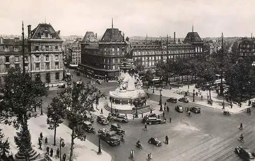 Postcard France Paris place de la Republique