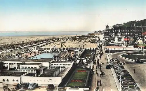 France cpsm Trouville beach