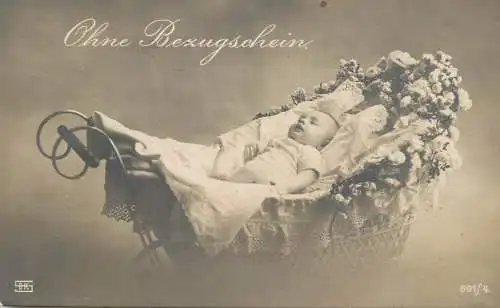 Annonymous persons souvenir photo social history portraits & scenes baby basket flowers