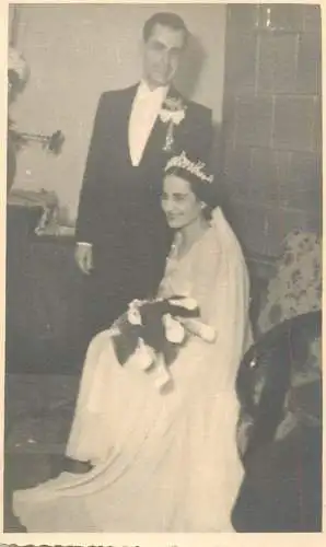 Annonymous persons souvenir photo social history portraits & scenes wedding bride groom