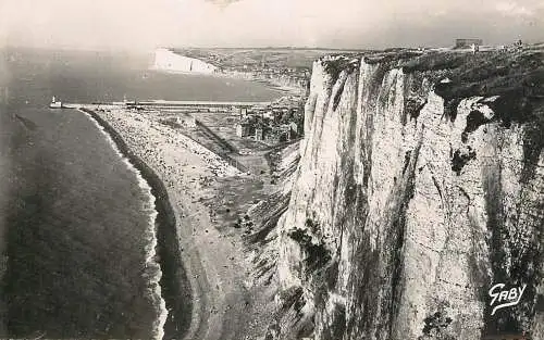 France Le Treport (Seine-Maritime) vue d'ensemble vers Mers