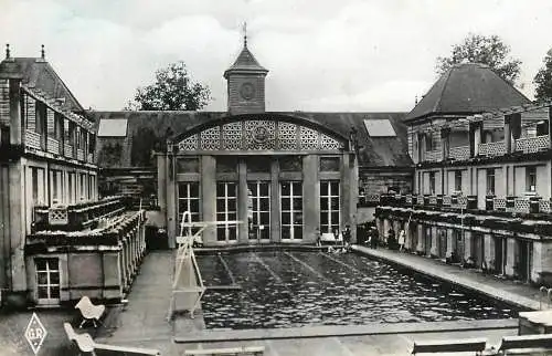 France Luxeuil les Bains (Haute Saone) Etablissement thermal La Piscine