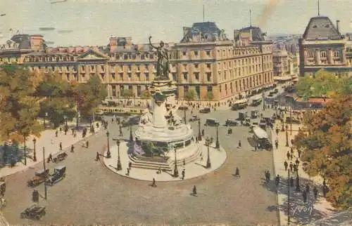 France cpa Paris republic square