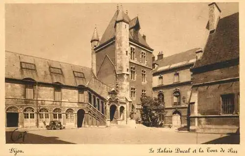 France cpa Dijon le palais ducal