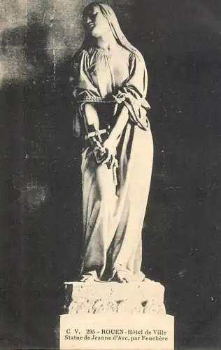 France cpa Rouen hotel de ville statue